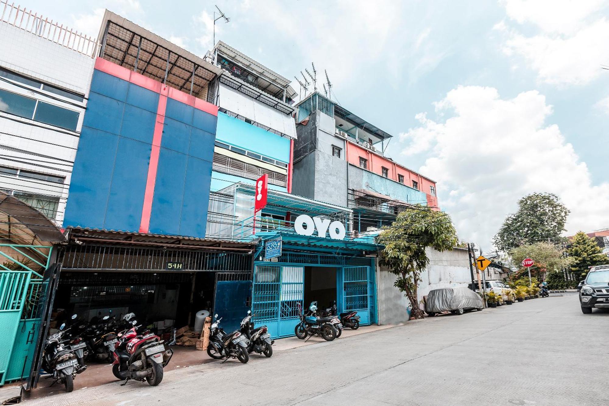 Hotel Oyo 478 Balcon Biru à Jakarta Extérieur photo