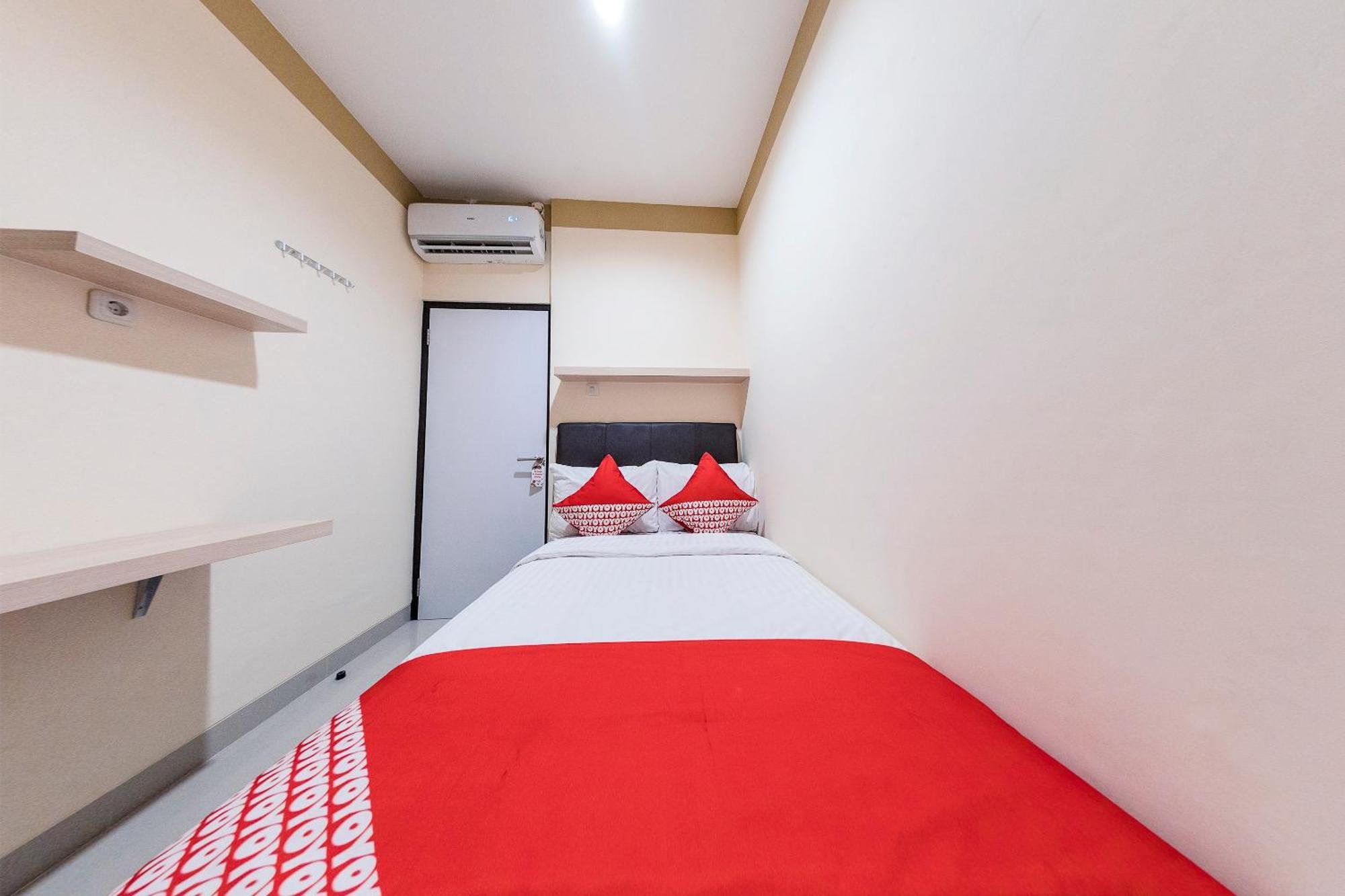 Hotel Oyo 478 Balcon Biru à Jakarta Extérieur photo
